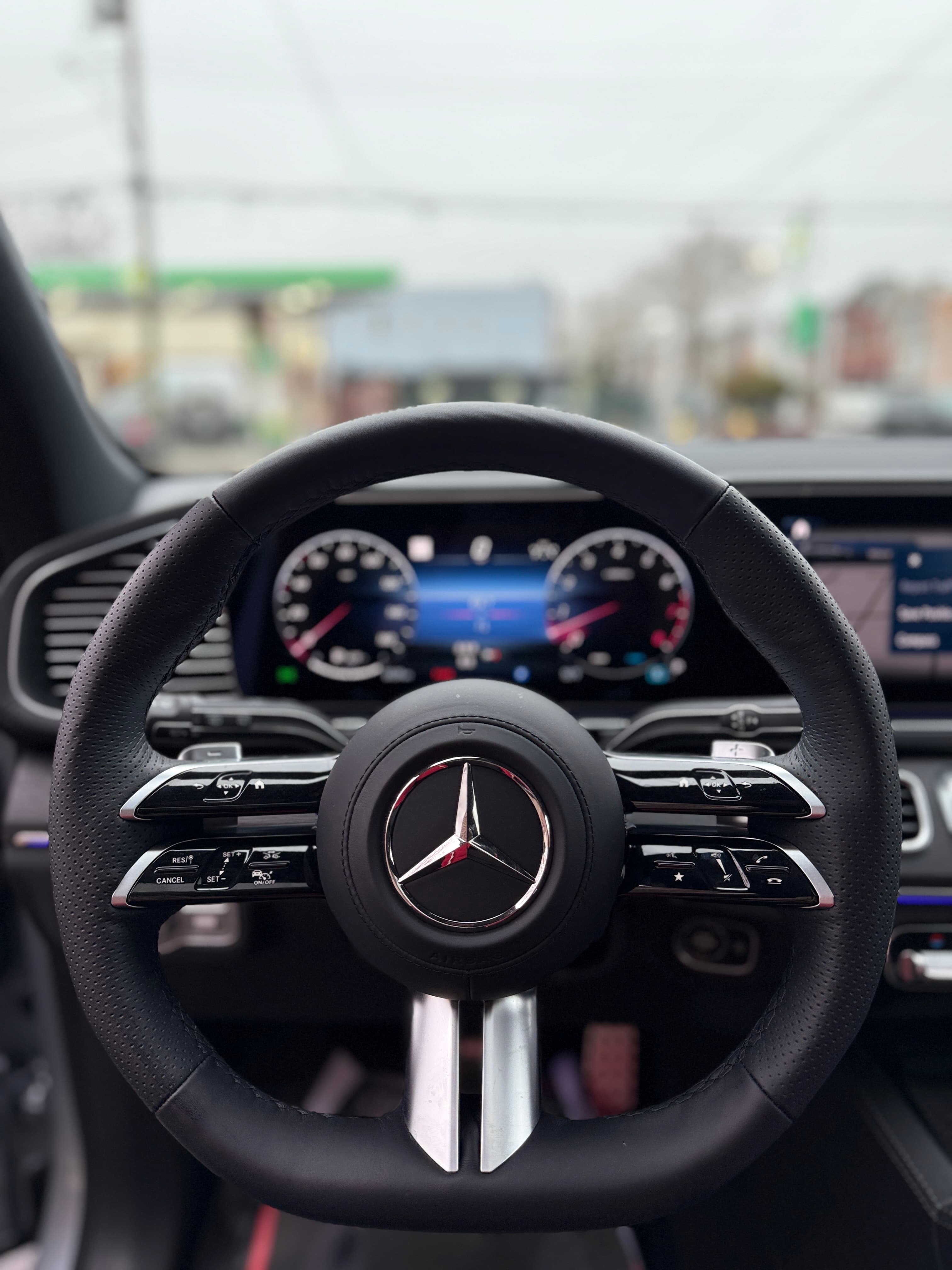 Mercedes-Benz GLS 450 4MATIC - Thumbnail 9