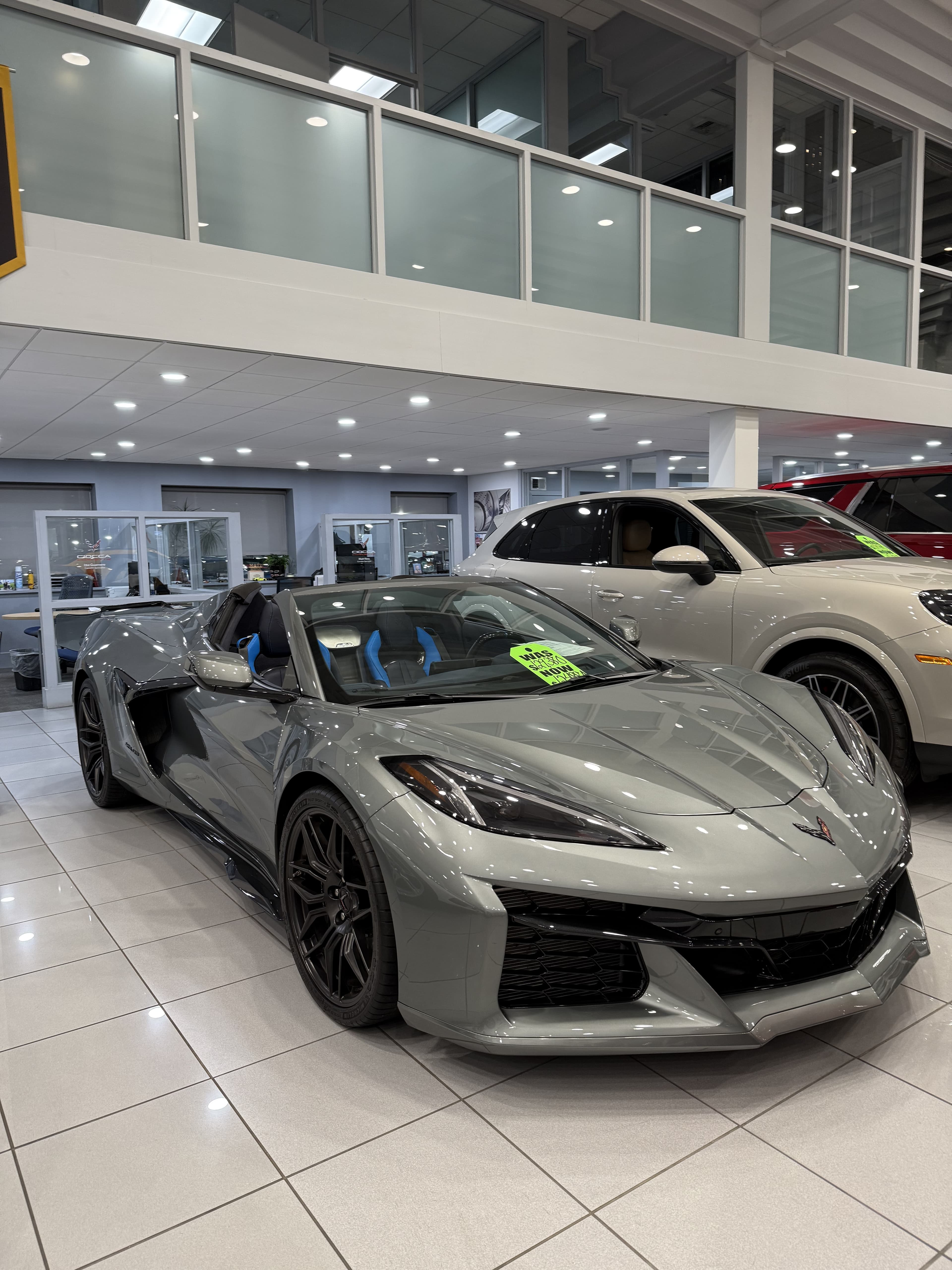Chevrolet Corvette Z06 - Thumbnail 2