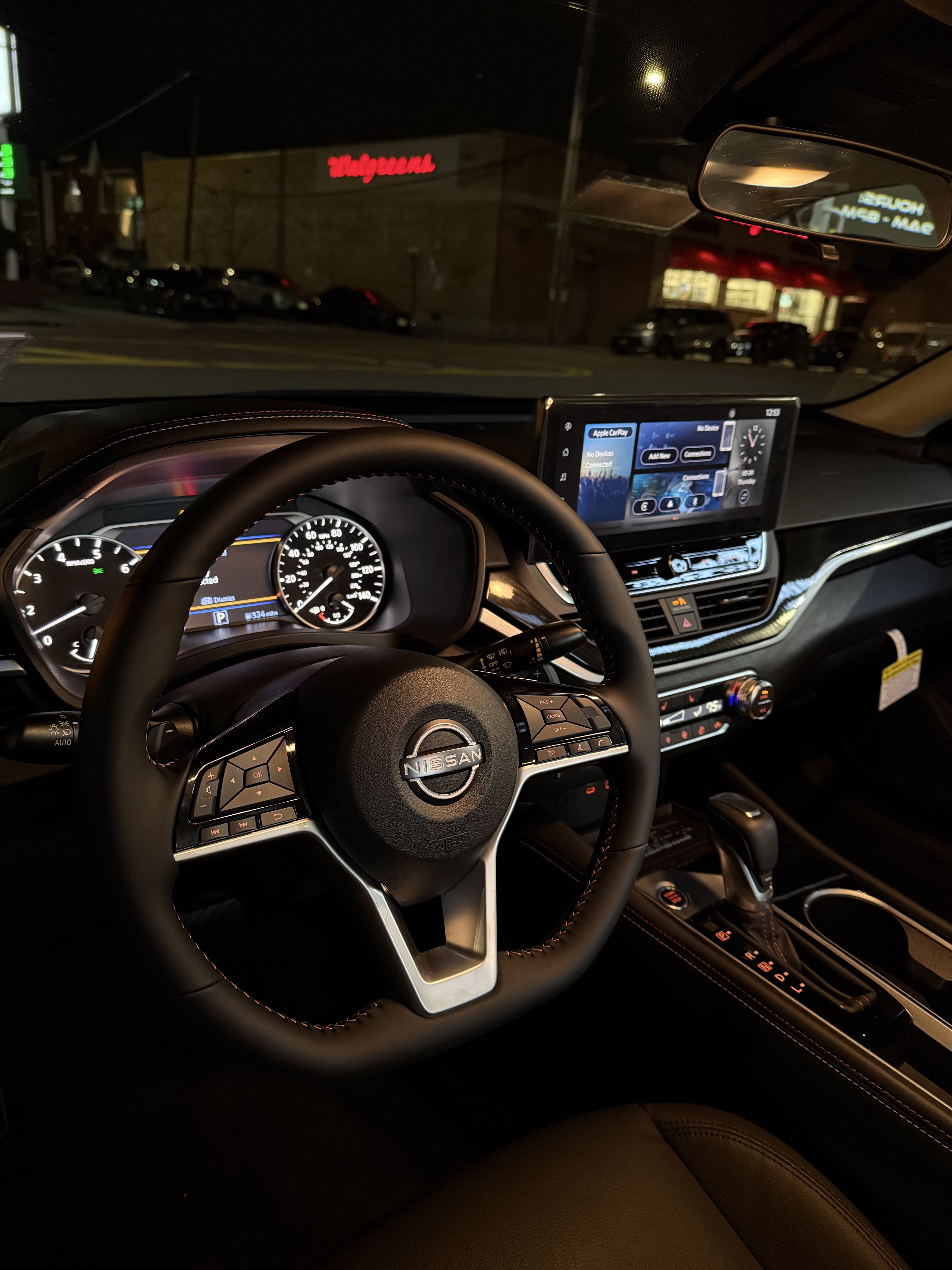 Nissan Altima SV - Thumbnail 10