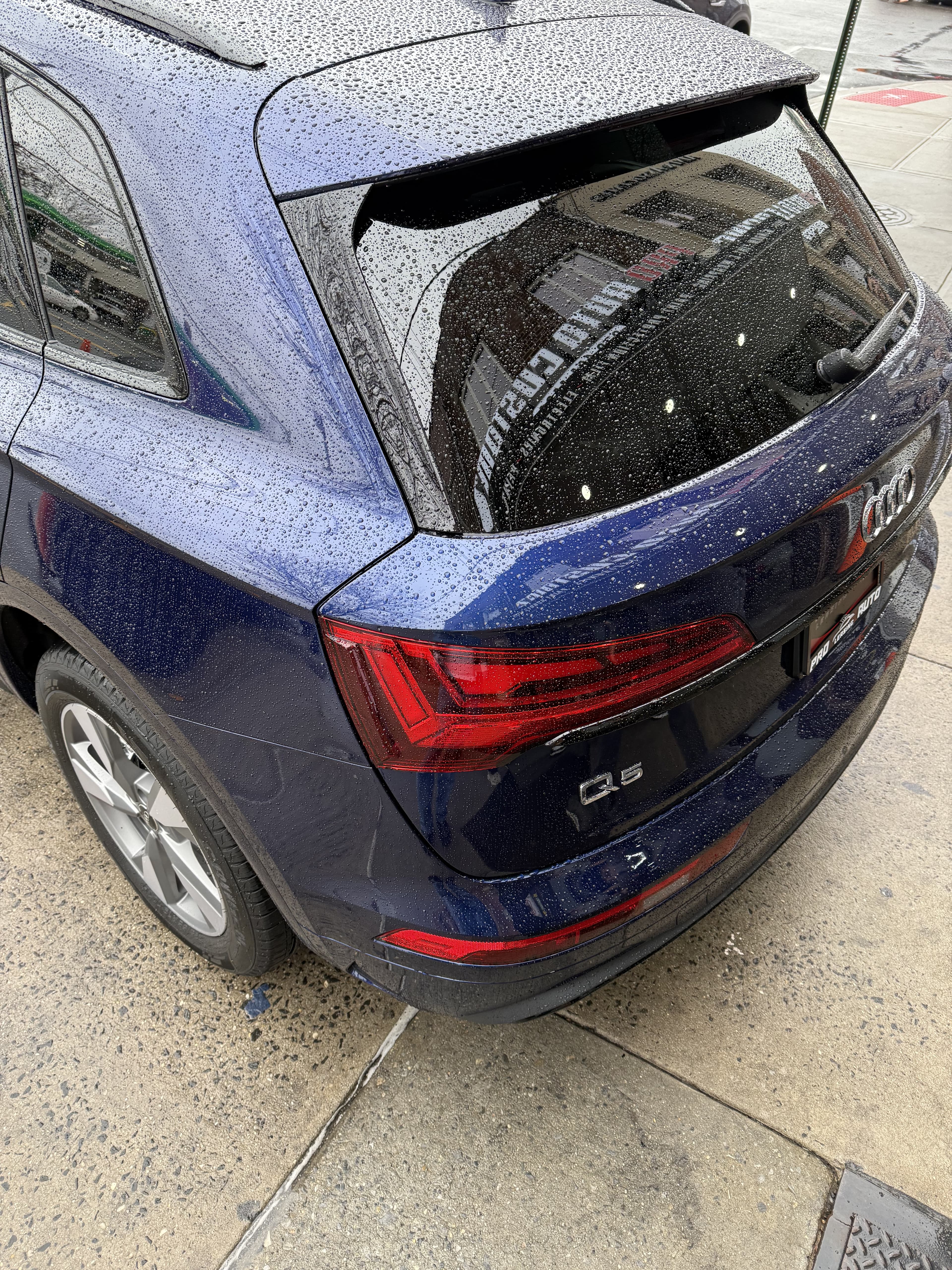 Audi Q5 Premium Plus - Thumbnail 5