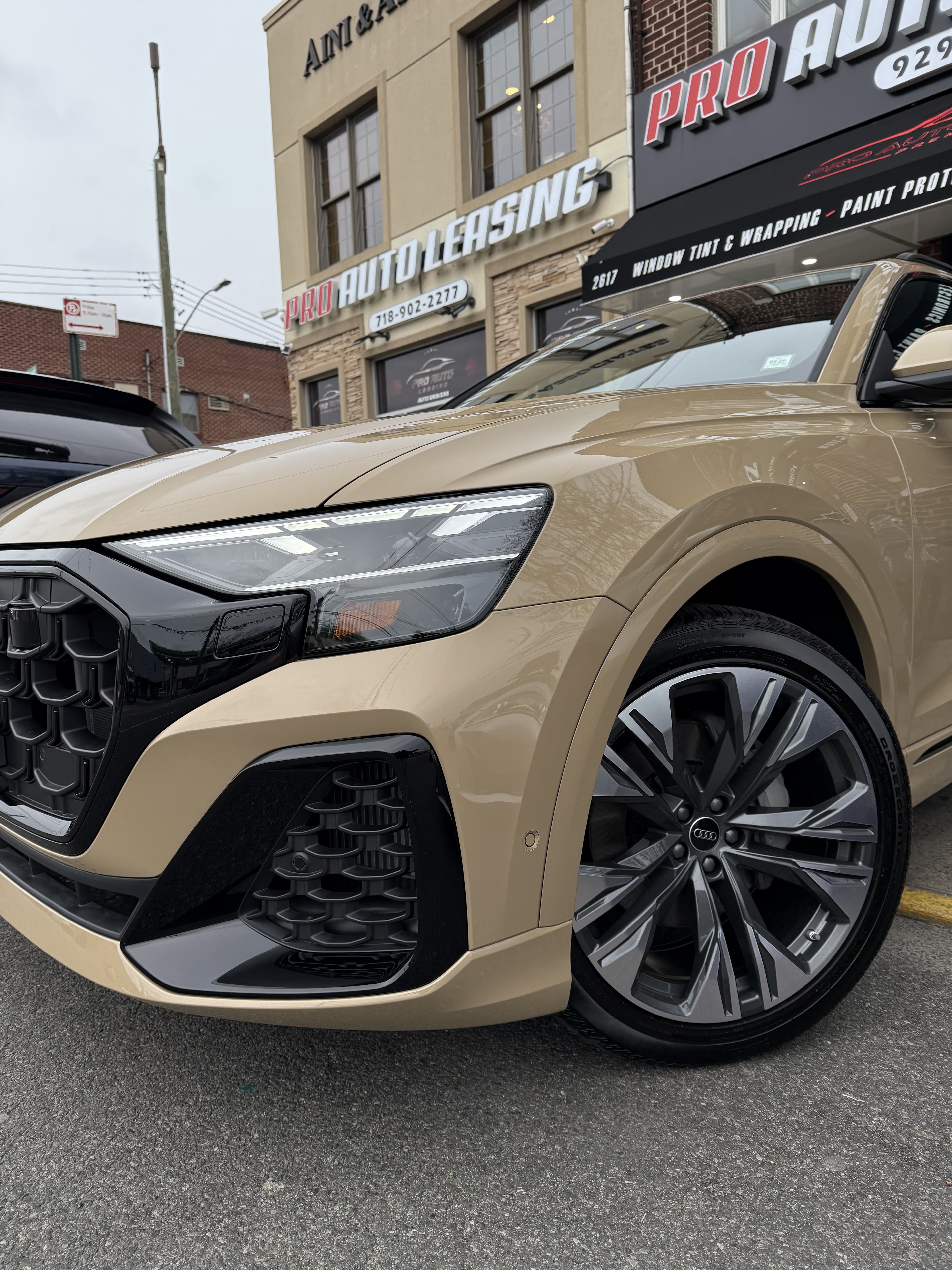 Audi SQ5 - Thumbnail 3