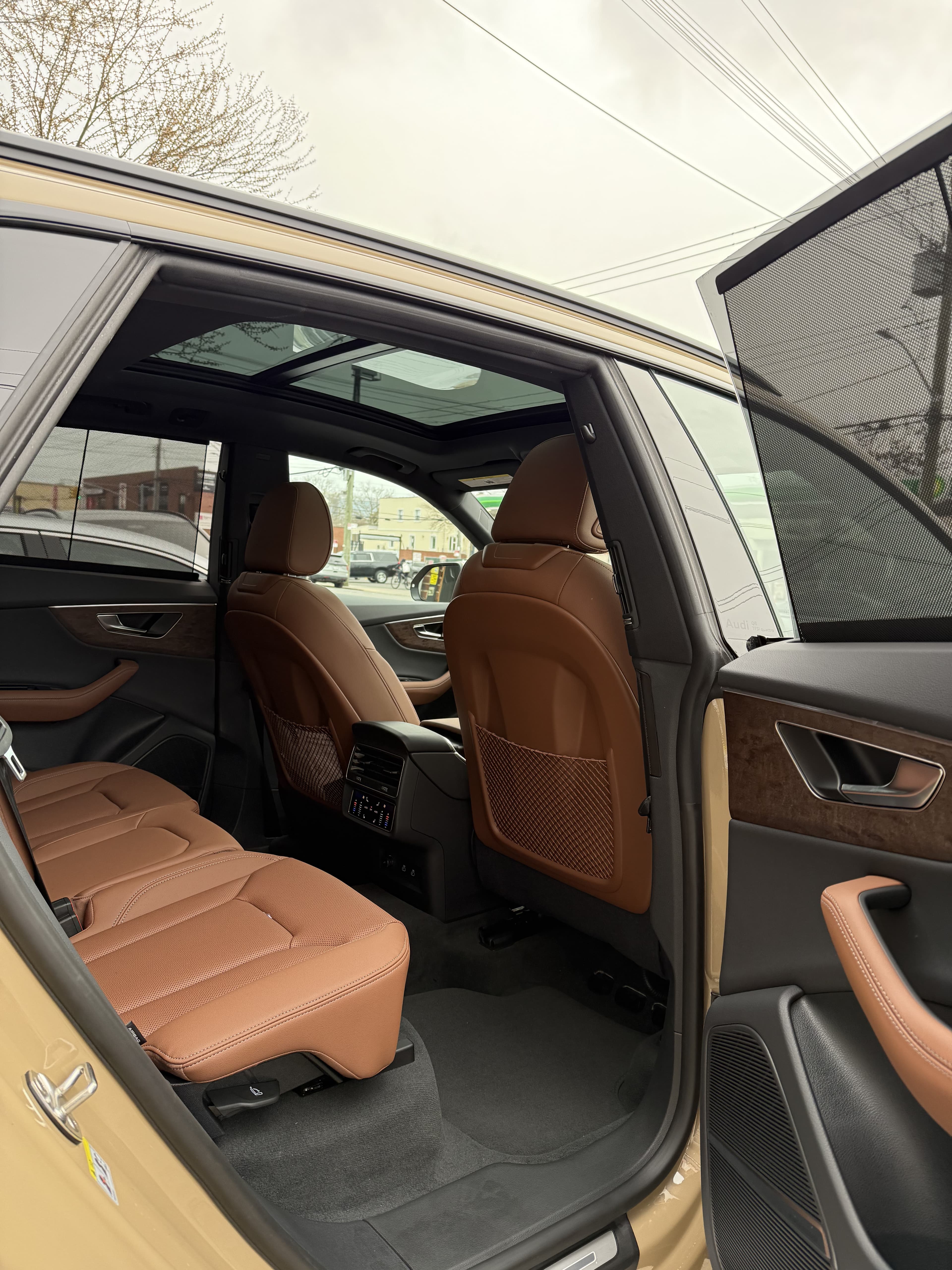 Audi Q8 Premium Plus - Thumbnail 15