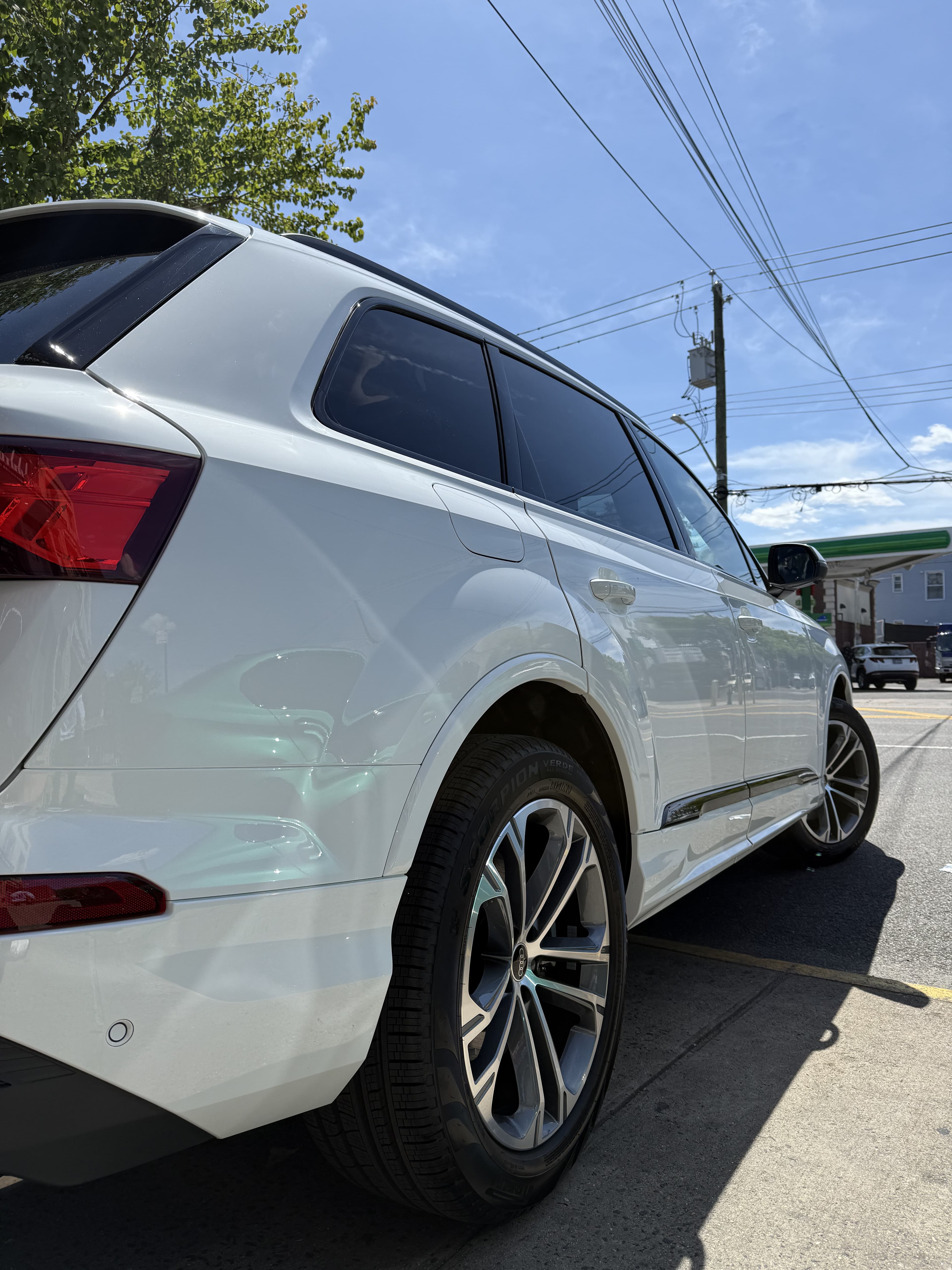 Audi SQ7 - Thumbnail 12