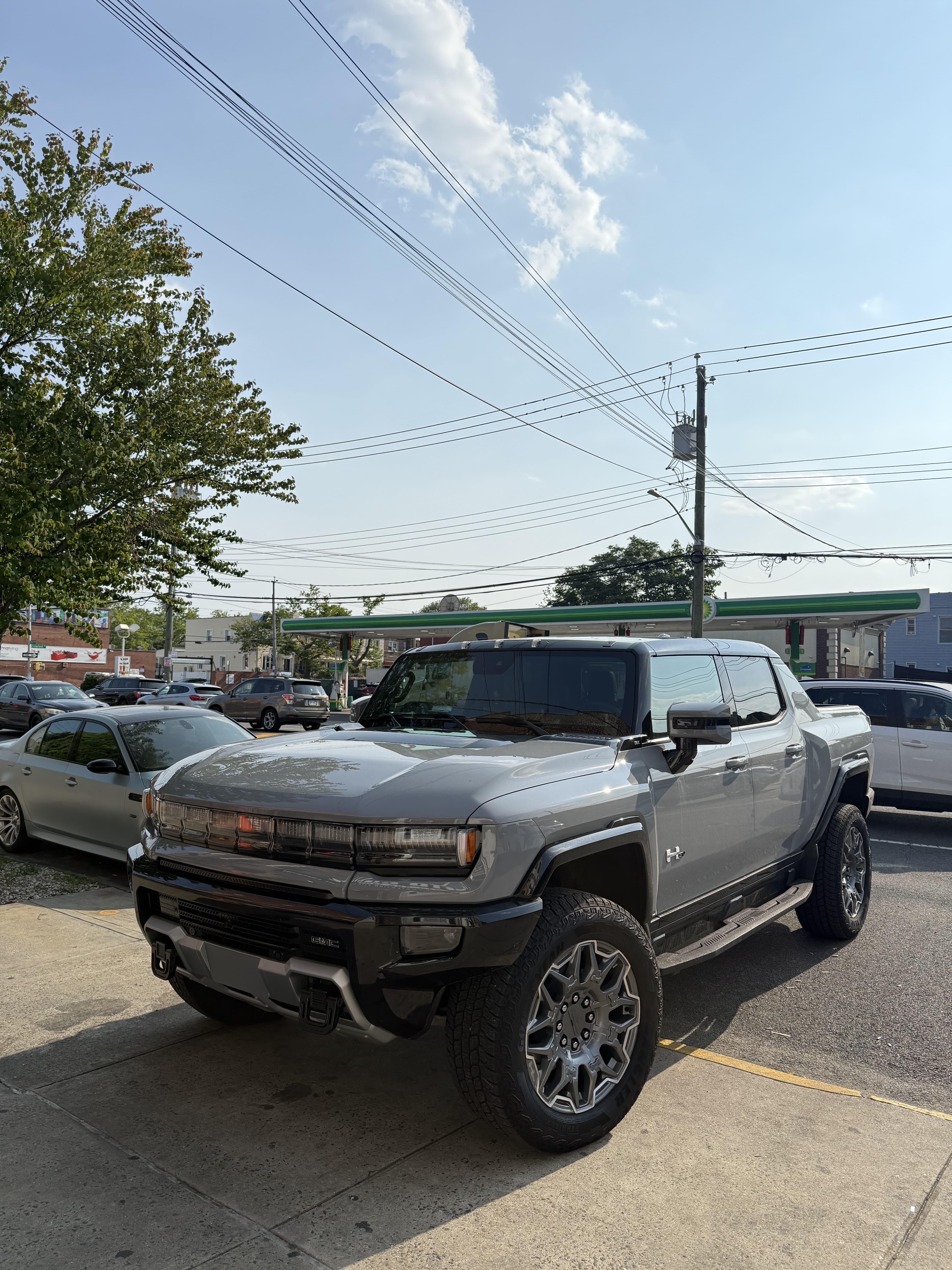 GMC Hummer EV - View 1