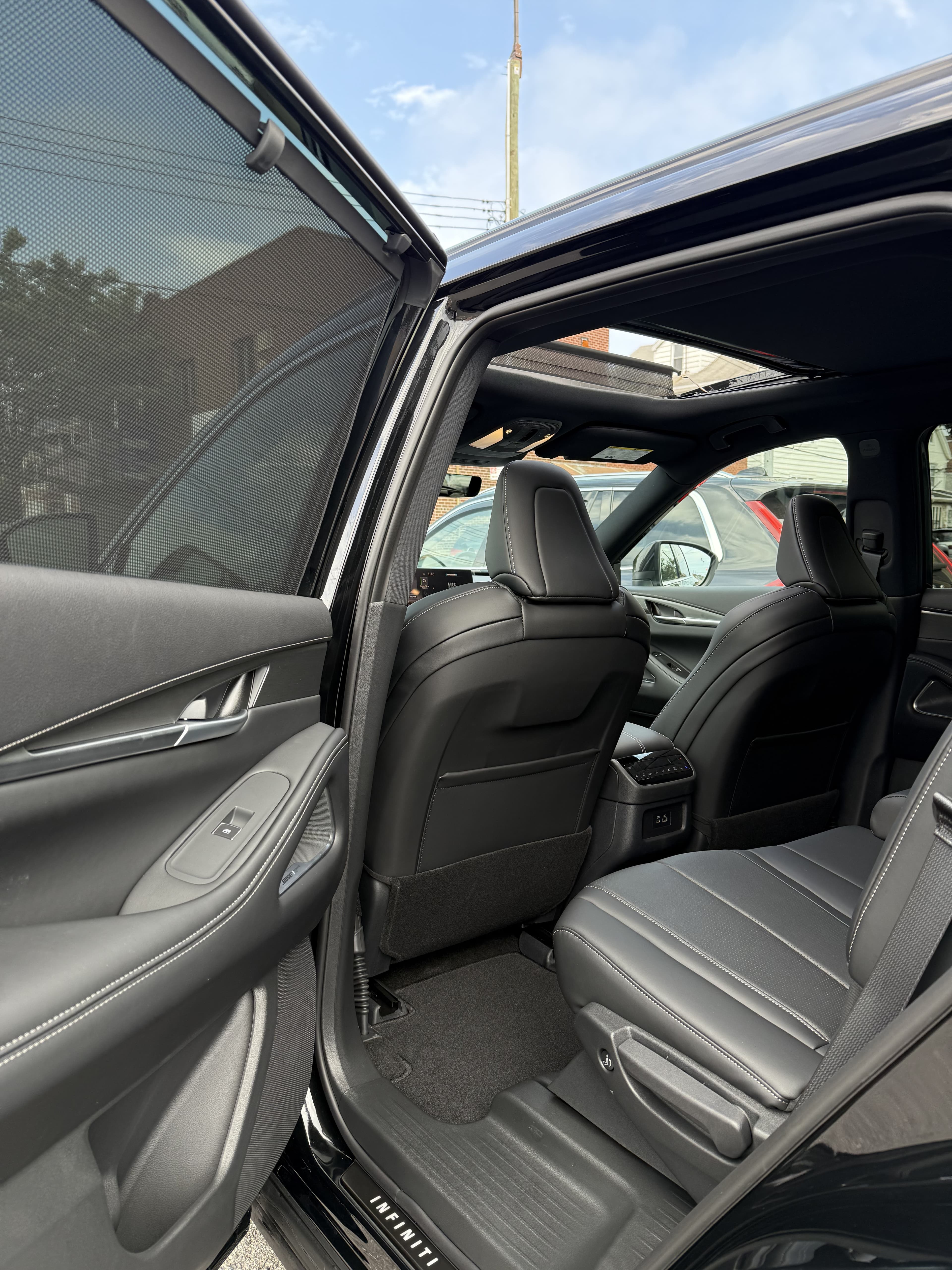 Infiniti QX60 Luxe - Thumbnail 53