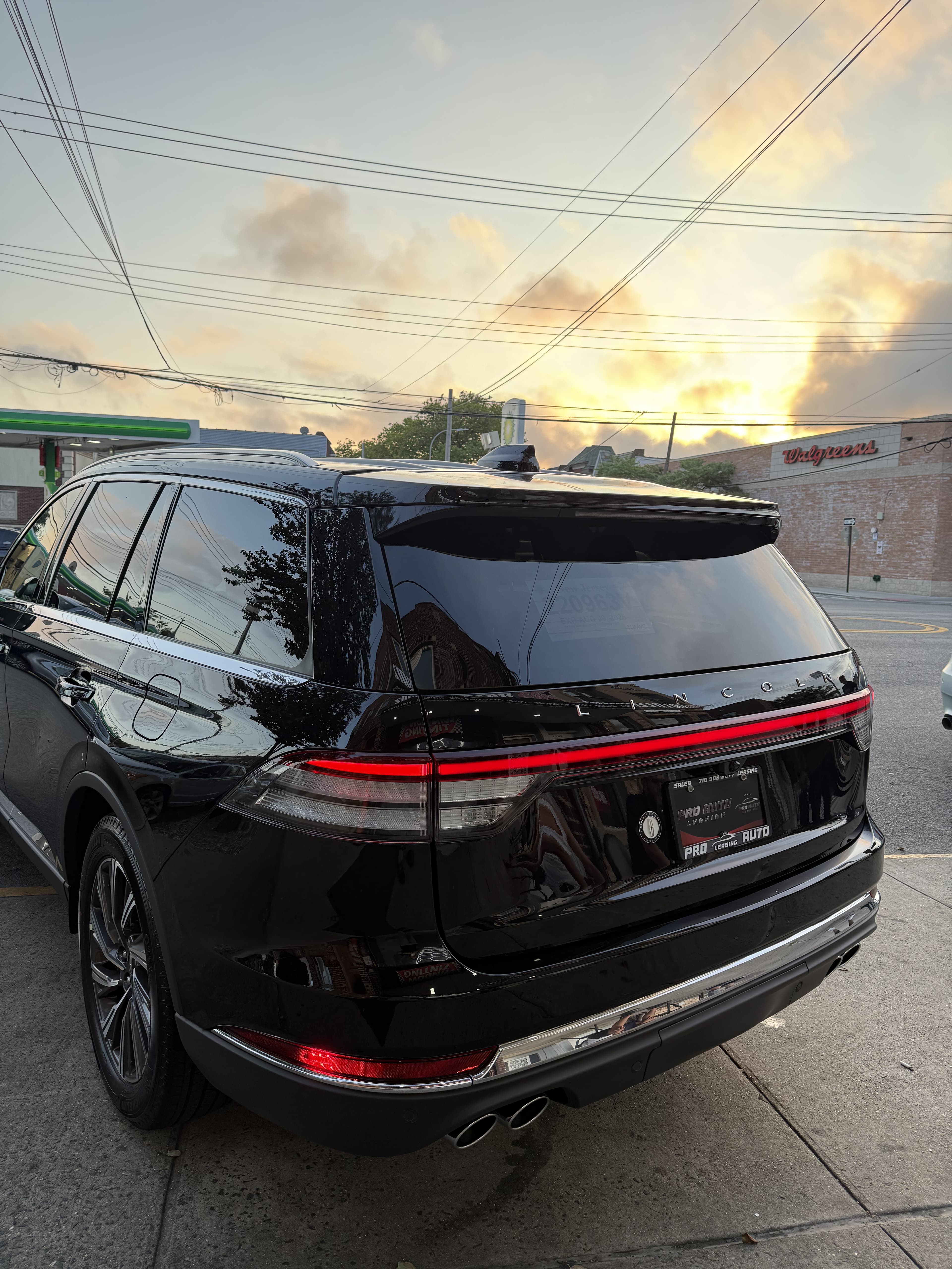 Lincoln Aviator - Thumbnail 6