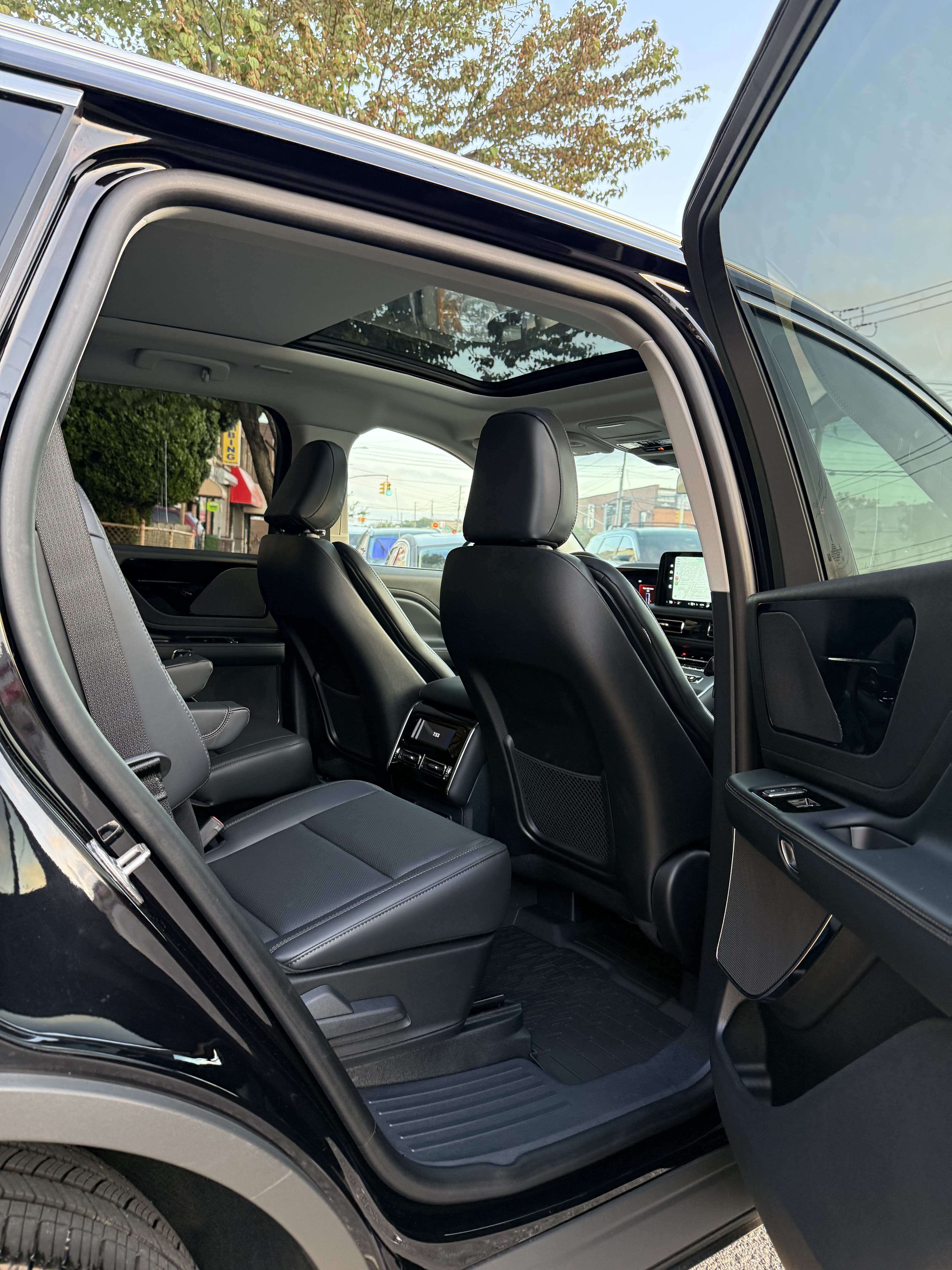 Lincoln Aviator - Thumbnail 5