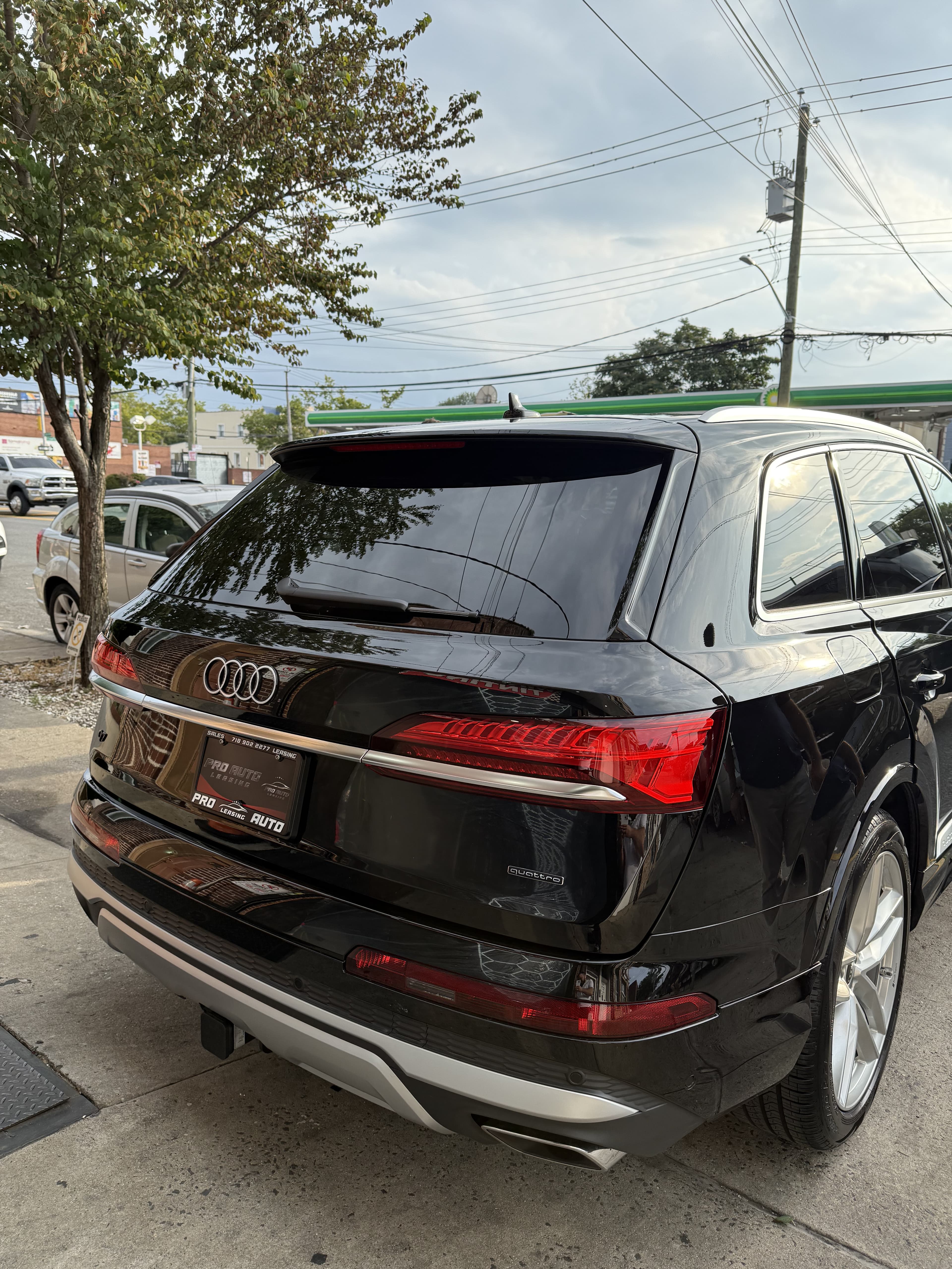 Audi SQ7 - Thumbnail 7