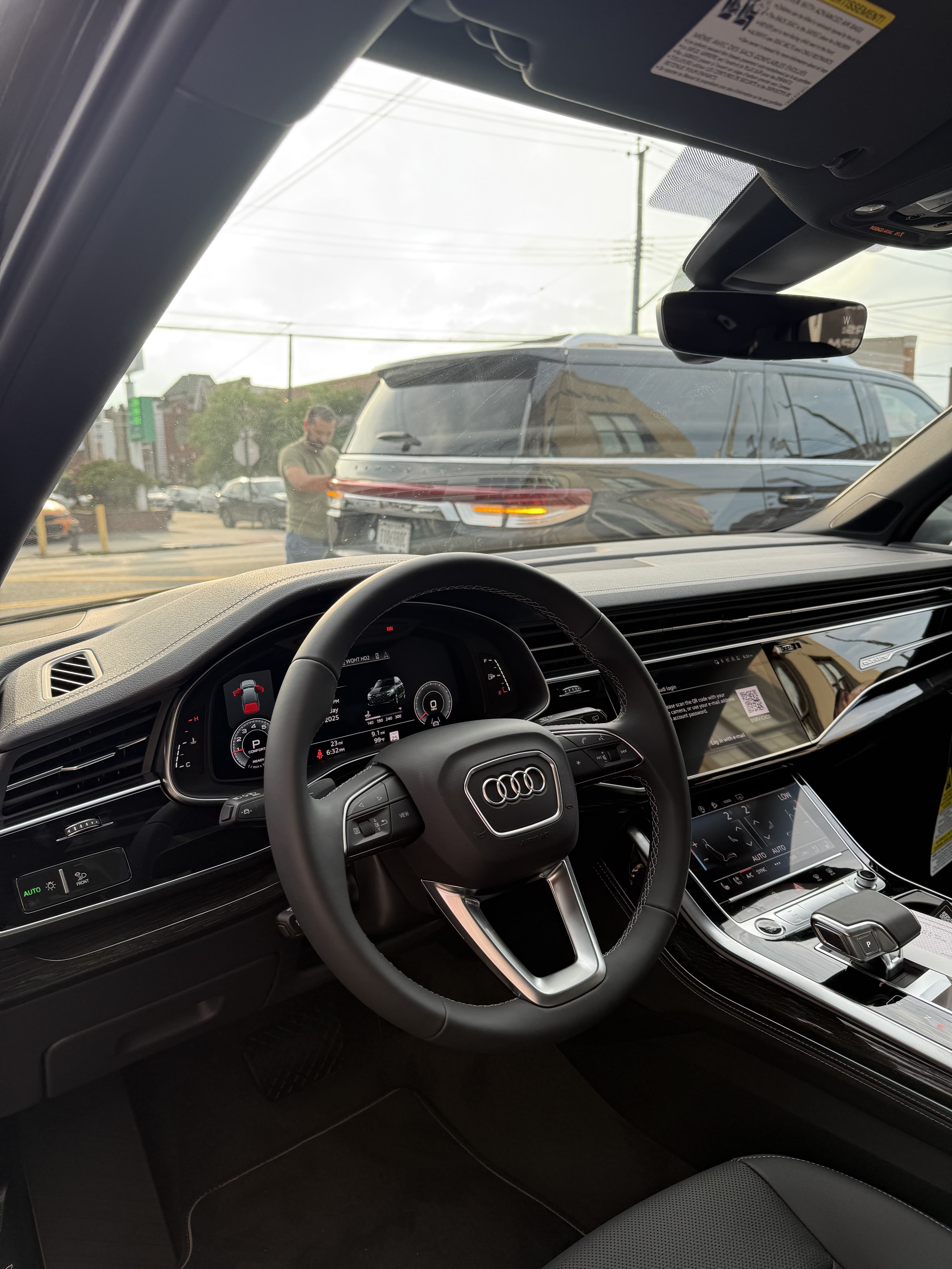 Audi SQ7 - Thumbnail 2
