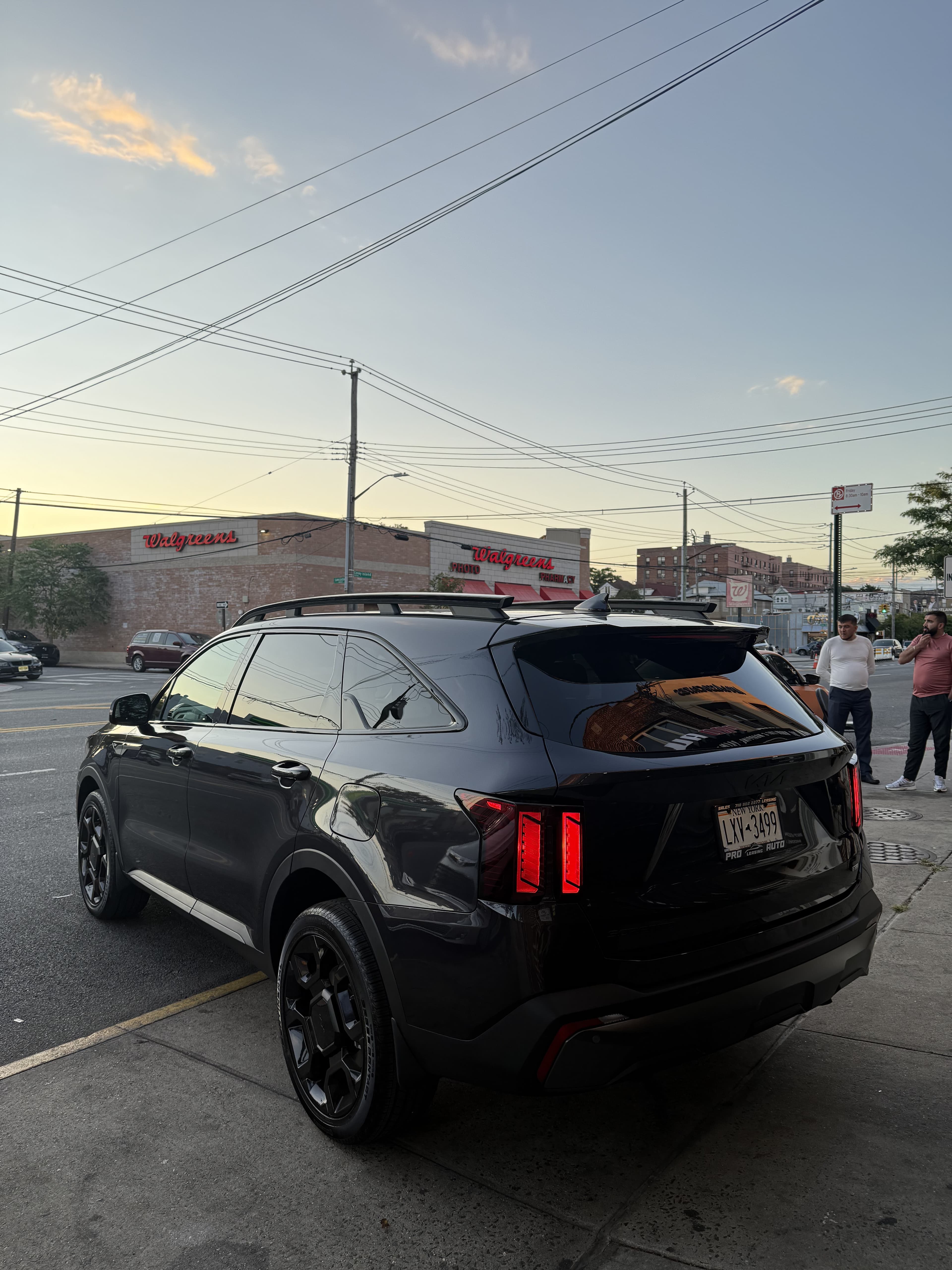 Kia Sorento LX - Thumbnail 5
