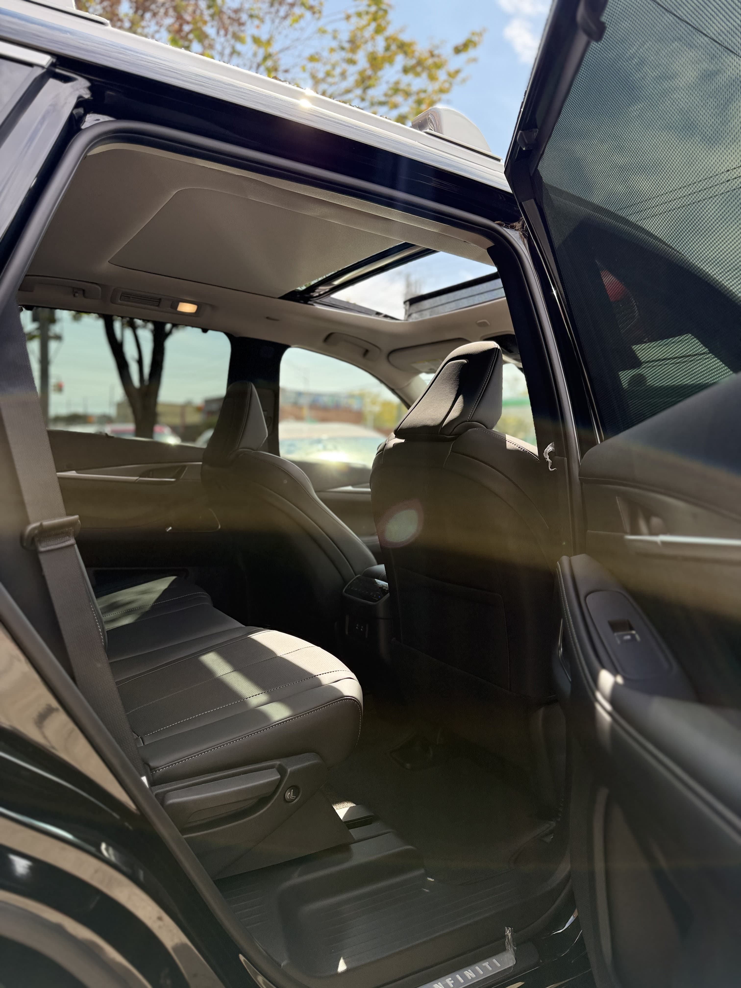 Infiniti QX60 Luxe - Thumbnail 35