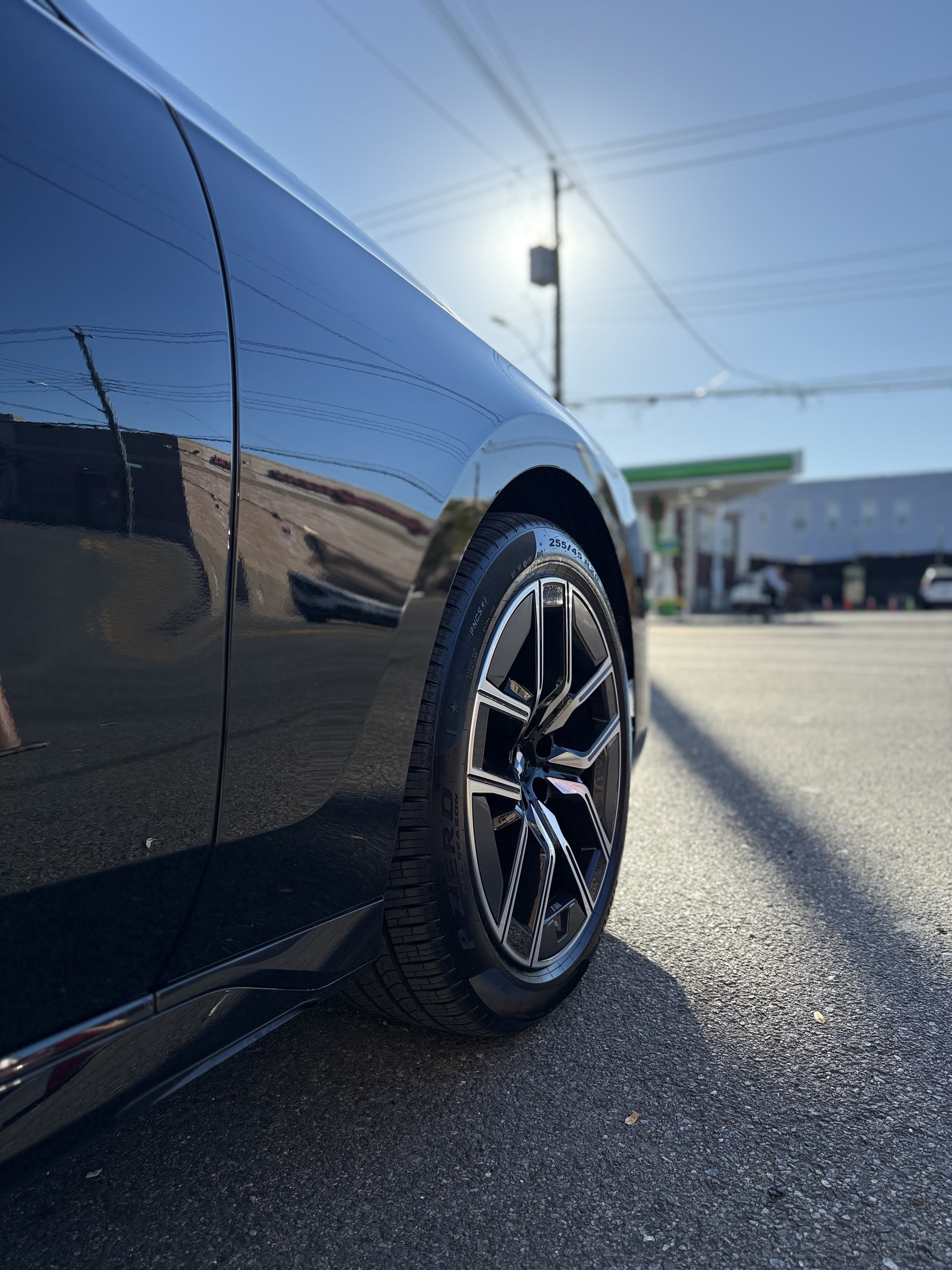BMW 740i xDrive - Thumbnail 16