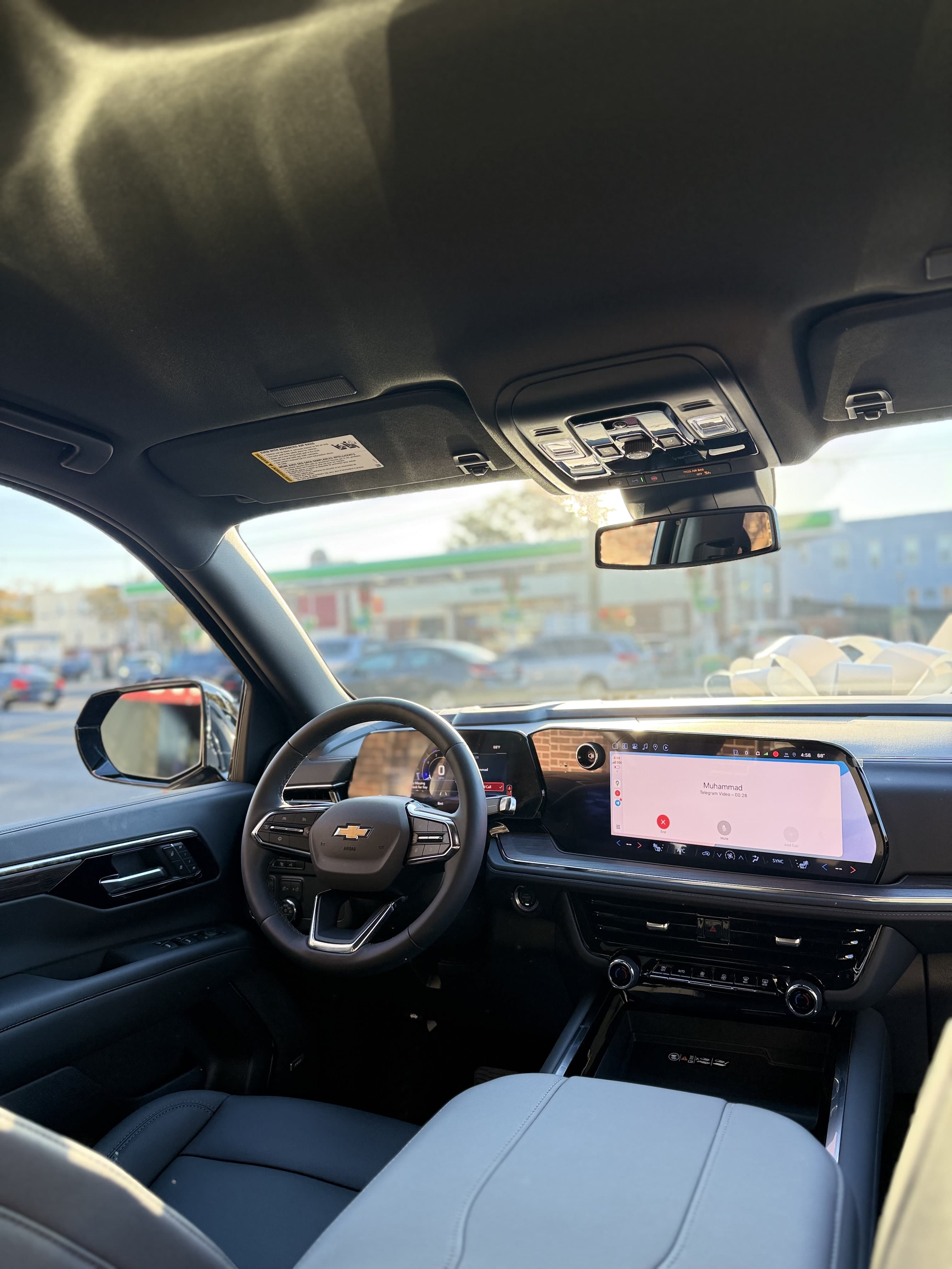 Chevrolet Suburban High Country - Thumbnail 8