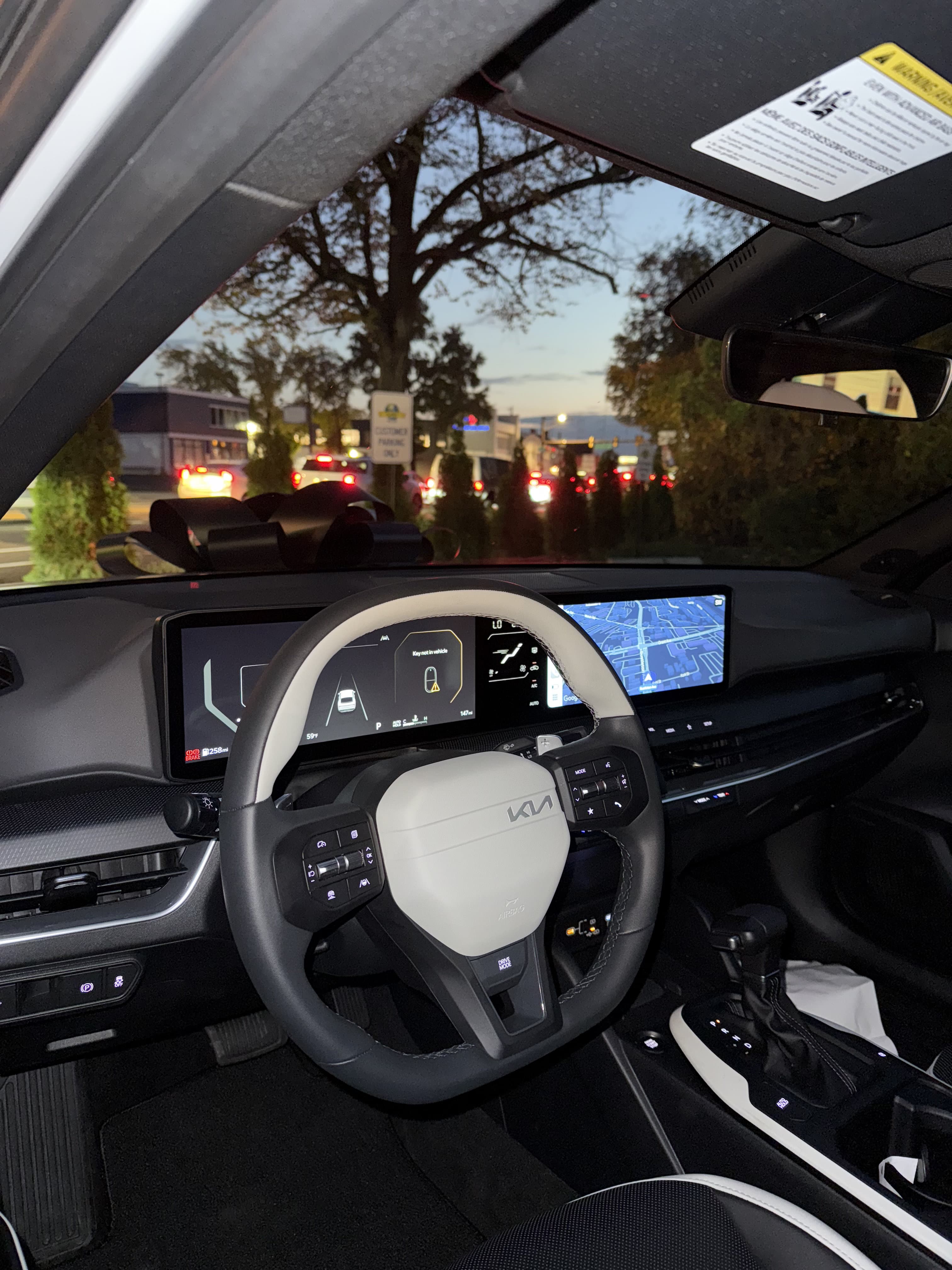Kia K4 GT-Line - Thumbnail 2