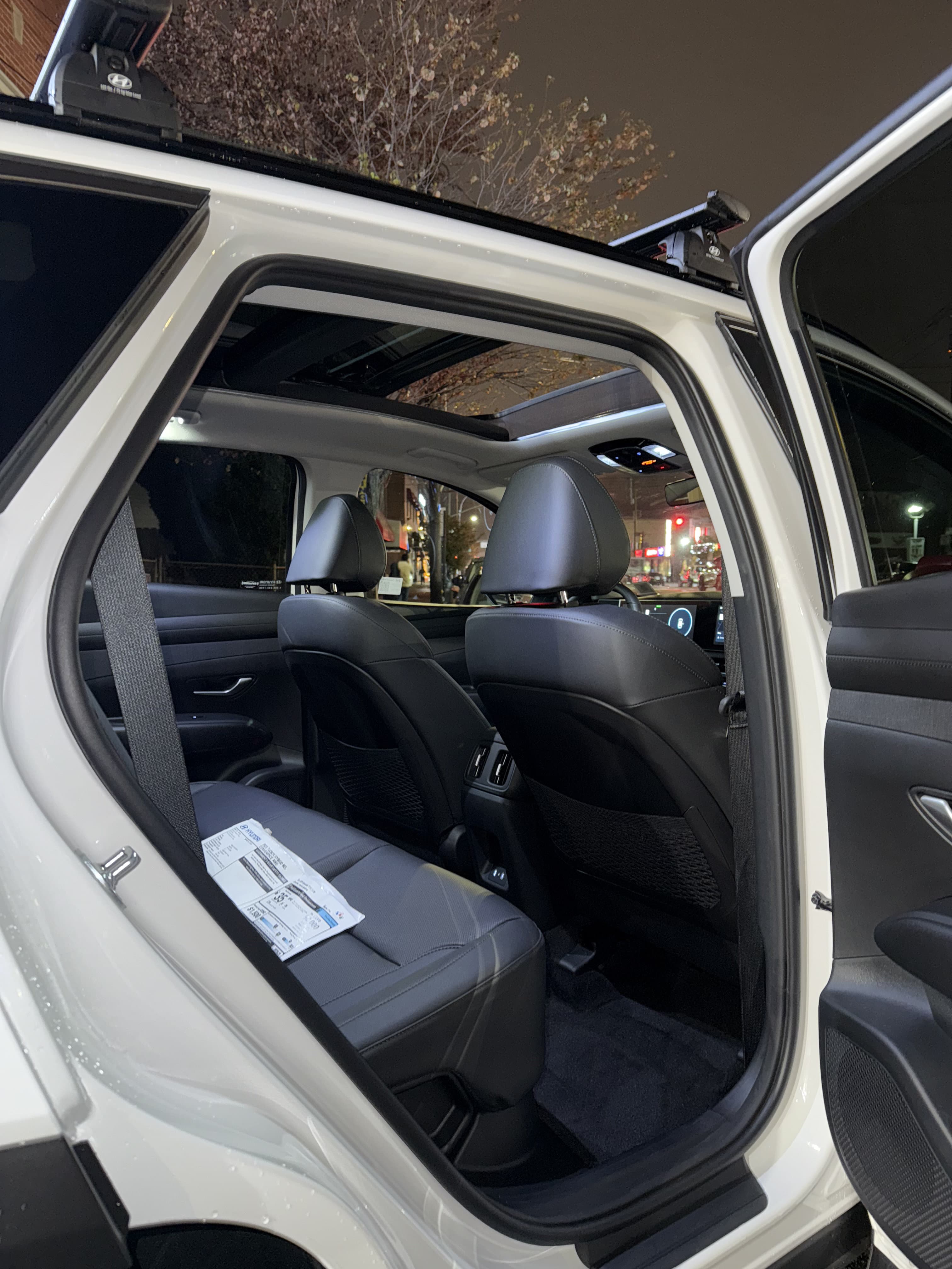 Hyundai Tucson SEL - Thumbnail 23