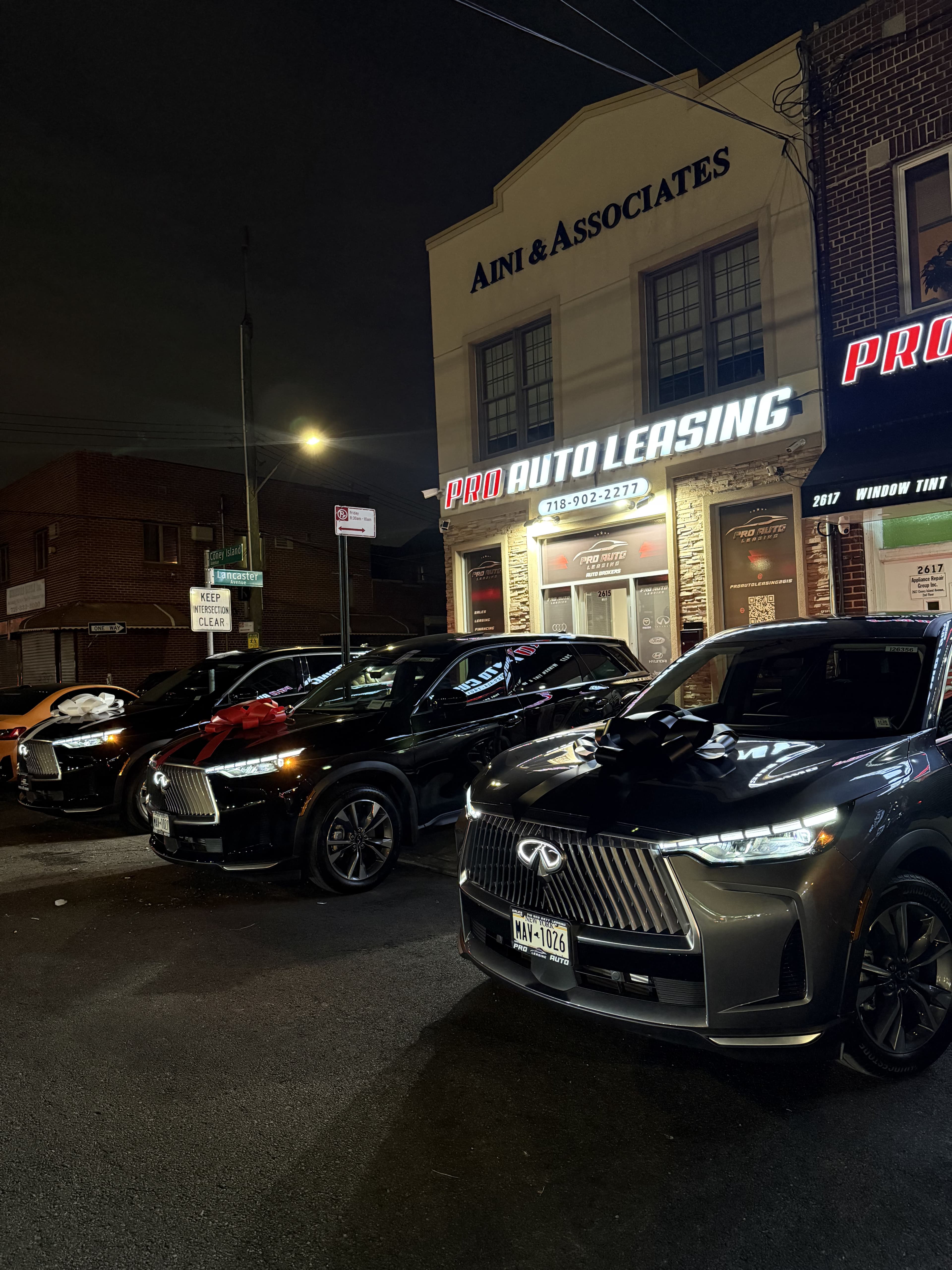 Infiniti QX60 Luxe - Thumbnail 12