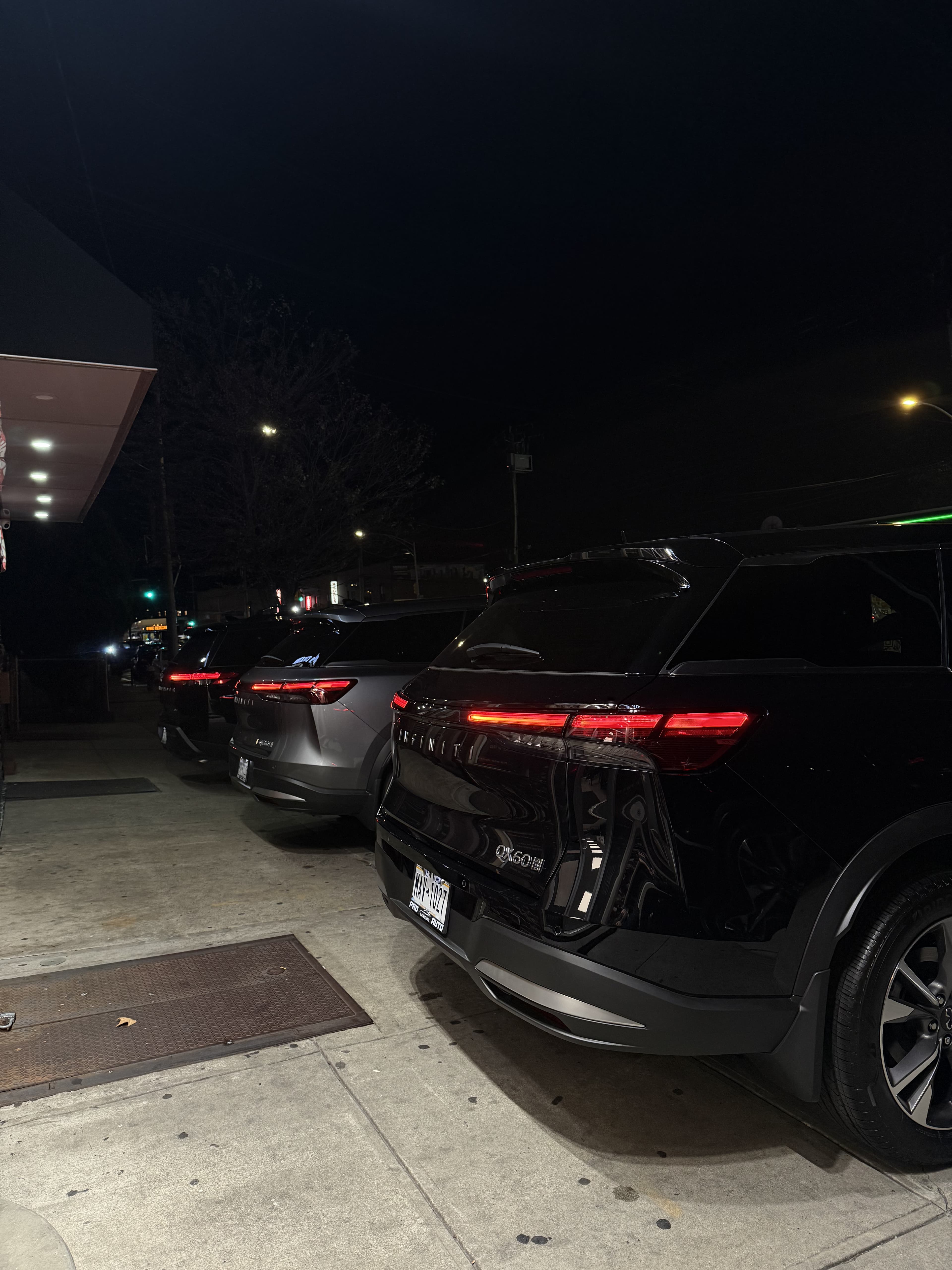 Infiniti QX60 Luxe - Thumbnail 16