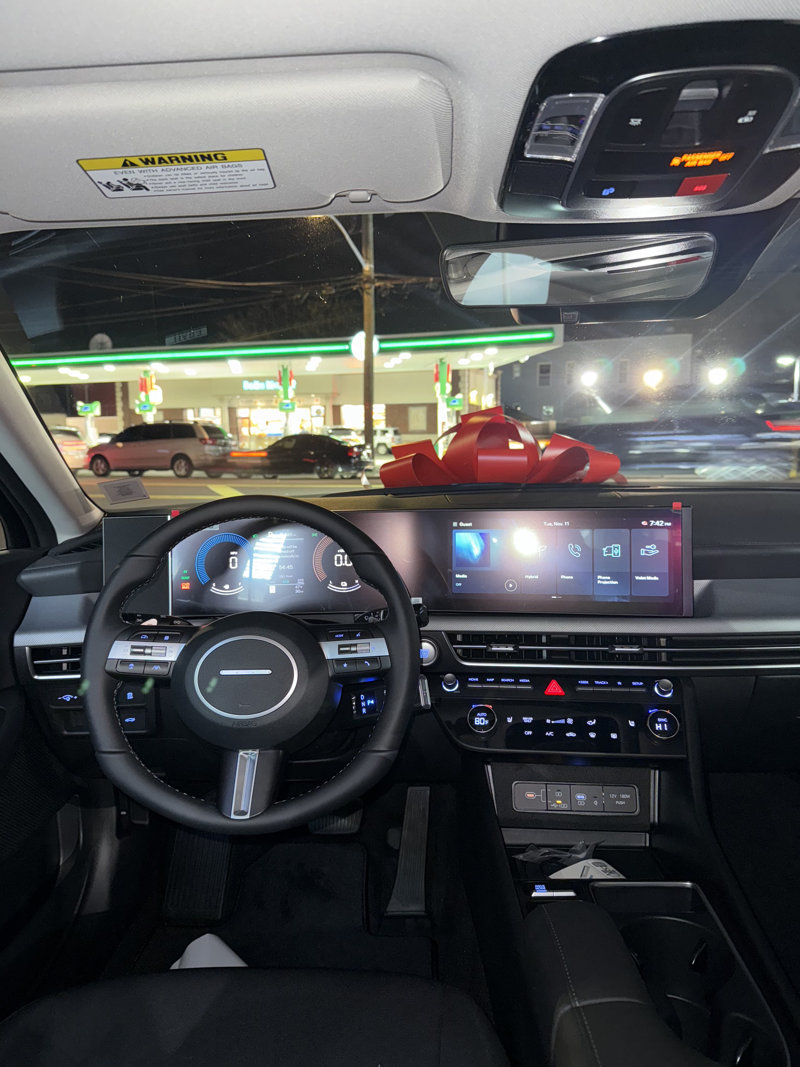 Hyundai Elantra SEL - Thumbnail 3
