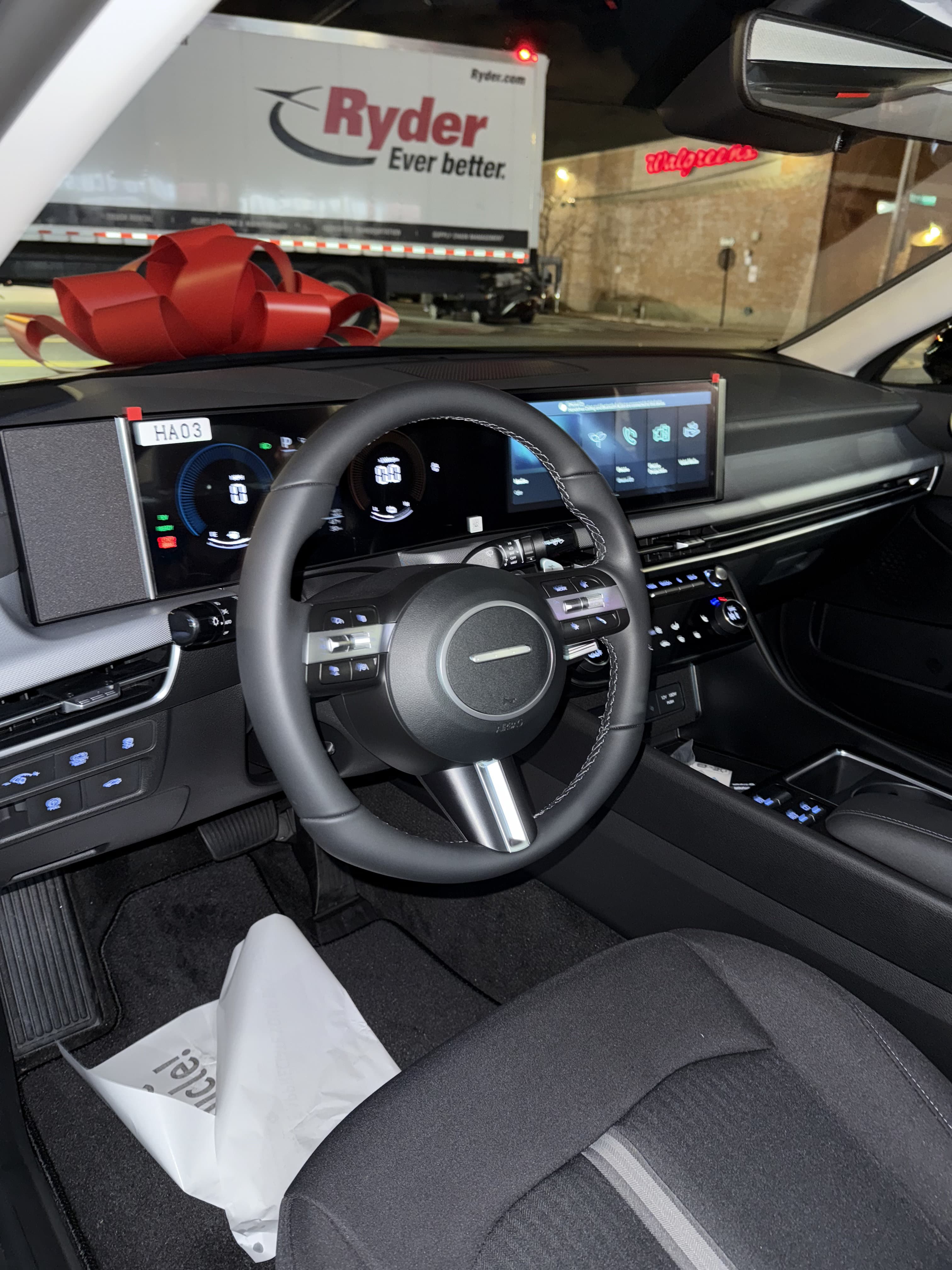 Hyundai Elantra SEL - Thumbnail 4