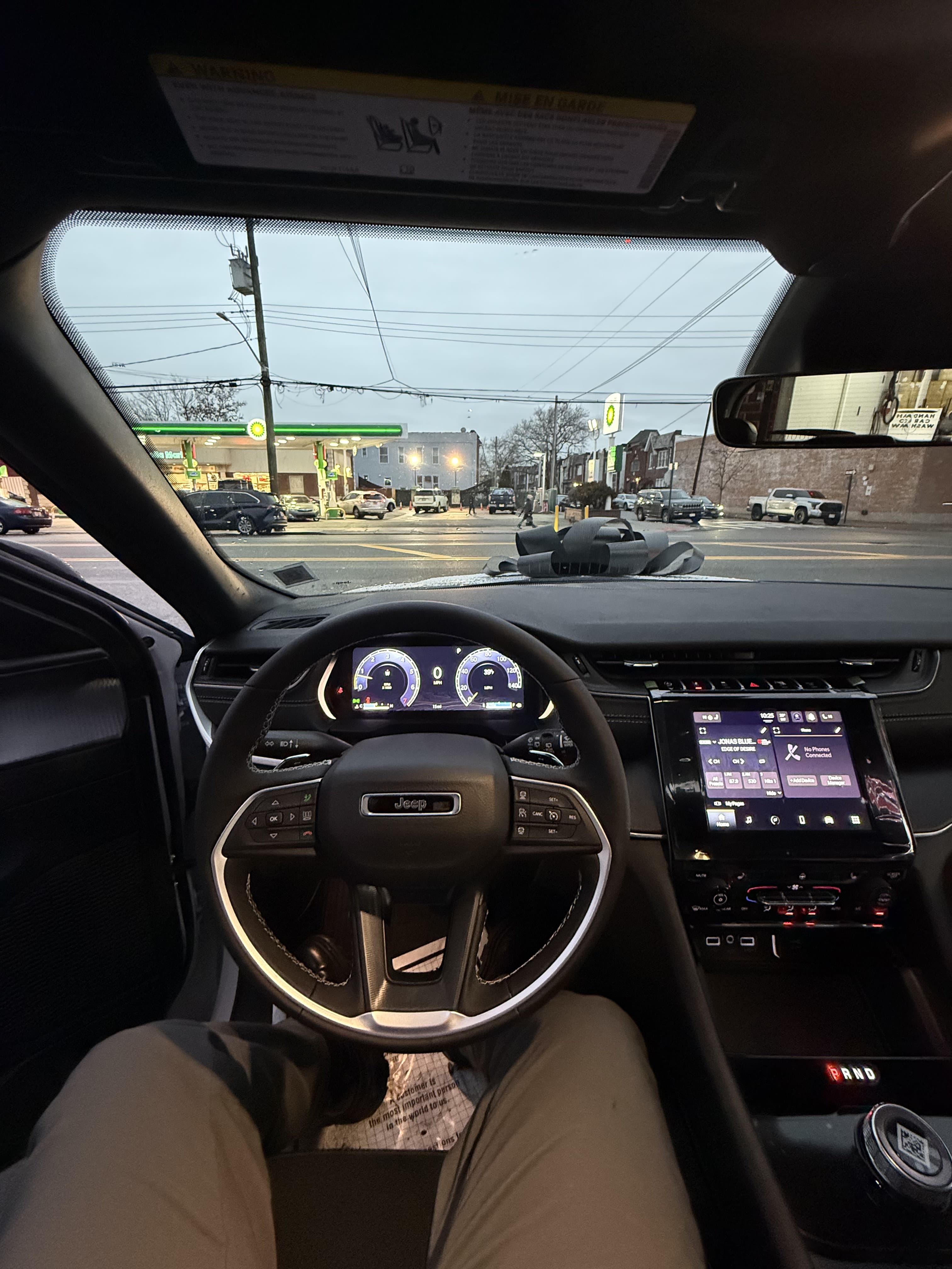 Jeep Grand Cherokee Laredo - Thumbnail 3