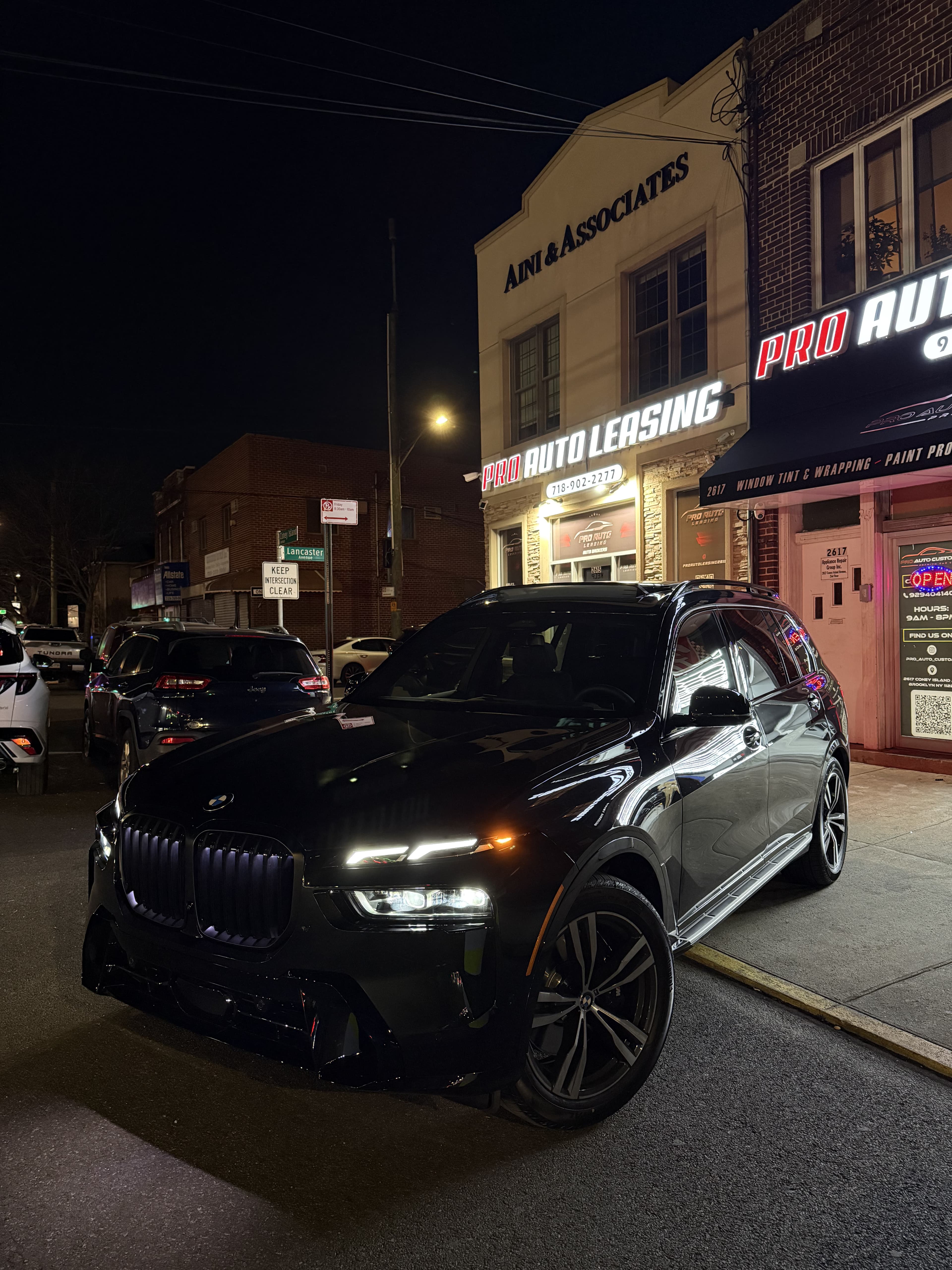 BMW X7 xDrive40i - Thumbnail 8
