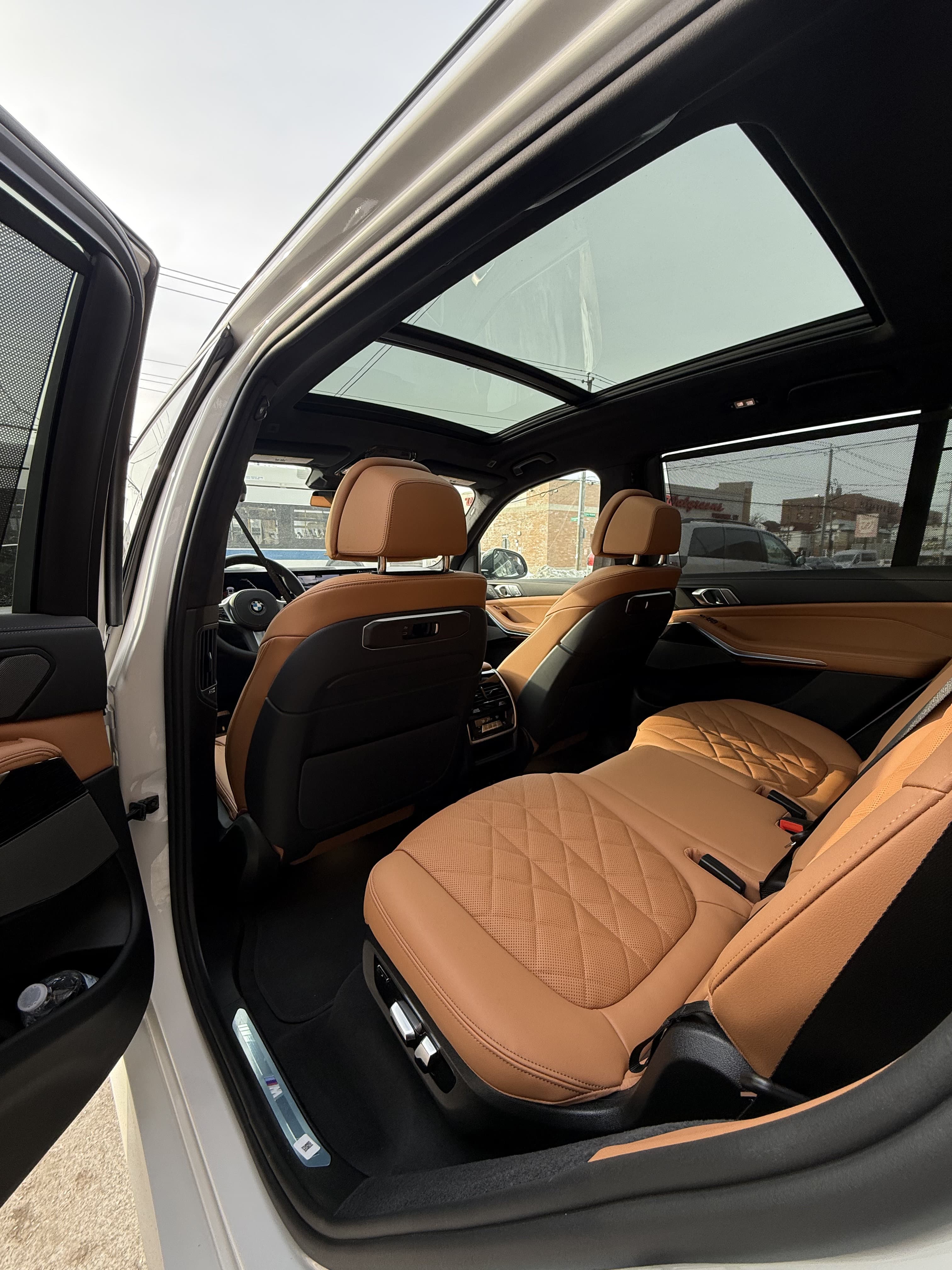 BMW X7 xDrive40i - Thumbnail 4